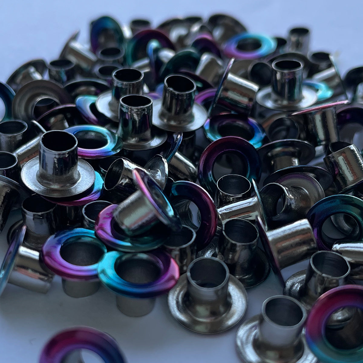 1000 Pza Ojillo Tornasol 300